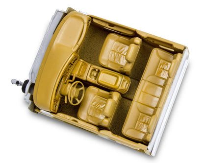 1999 Chevy® Silverado® Street Pickup Model Kit