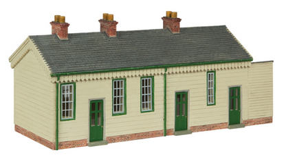 S&DJR Wooden Station Building Green and Cream