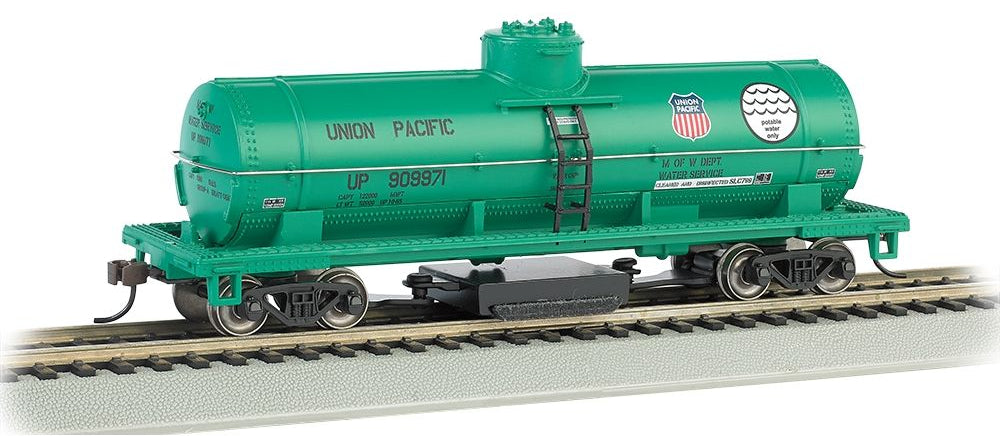 BAC16305 Track Cleaning Tank Car - Union Pacific Potable Water
