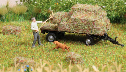 BUS1865 Loaded hay cart