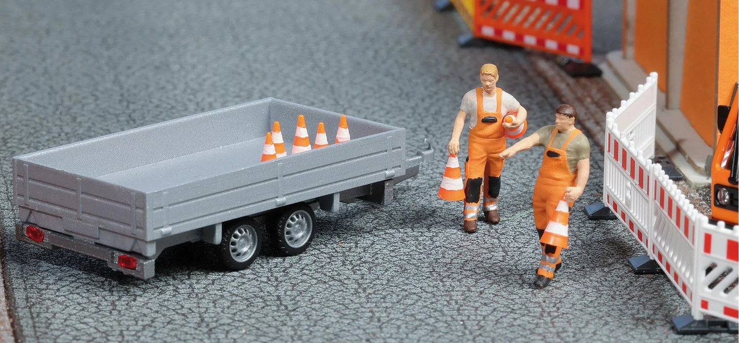 BUS1867 Setting up traffic cones