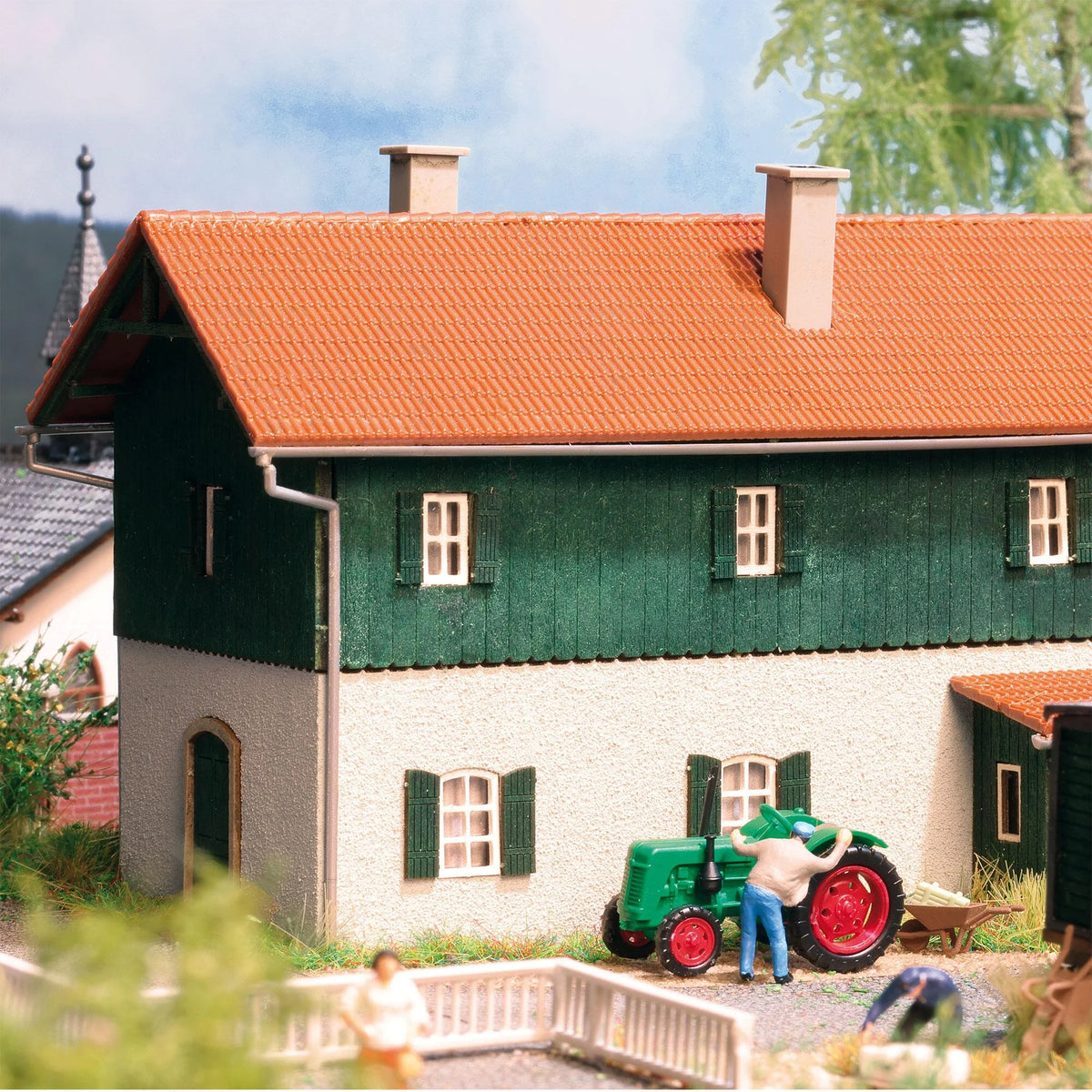BUS1897 Stationmaster’s house H0