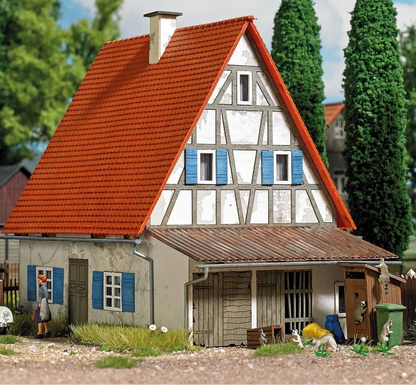 BUS1908 Old residential house