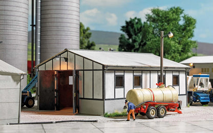 BUS1910 Agricultural Shed