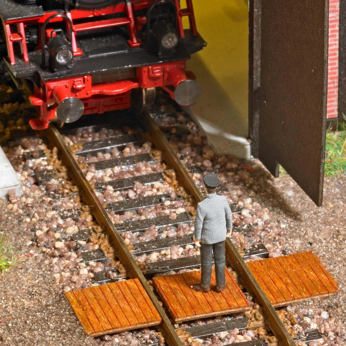 BUS1930 Pedestrian railroad crossings