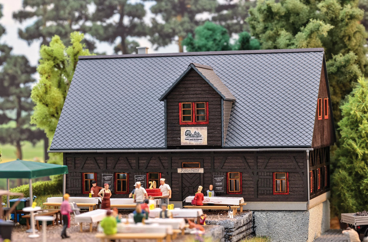 BUS1964 Forest Inn »The Charcoal Burner«