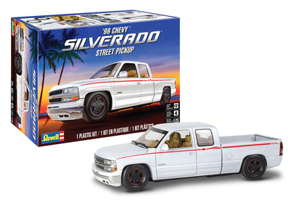 1999 Chevy® Silverado® Street Pickup Model Kit