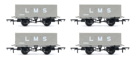 Set of 4 7 Plank Wagons LMS 216954