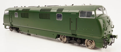 Class 42 'Warship' V1 BR Green 'Sir Brian Robertson' No.D800 Diesel Locomotive