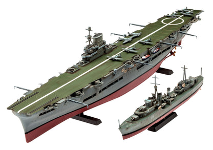 British HMS Ark Royal & Tribal Class Destroyer (1:720) Model Kit