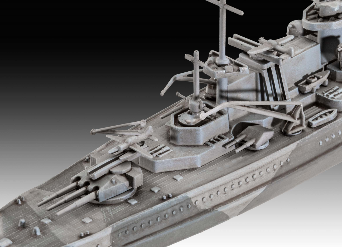 Battleship Gneisenau Model Kit