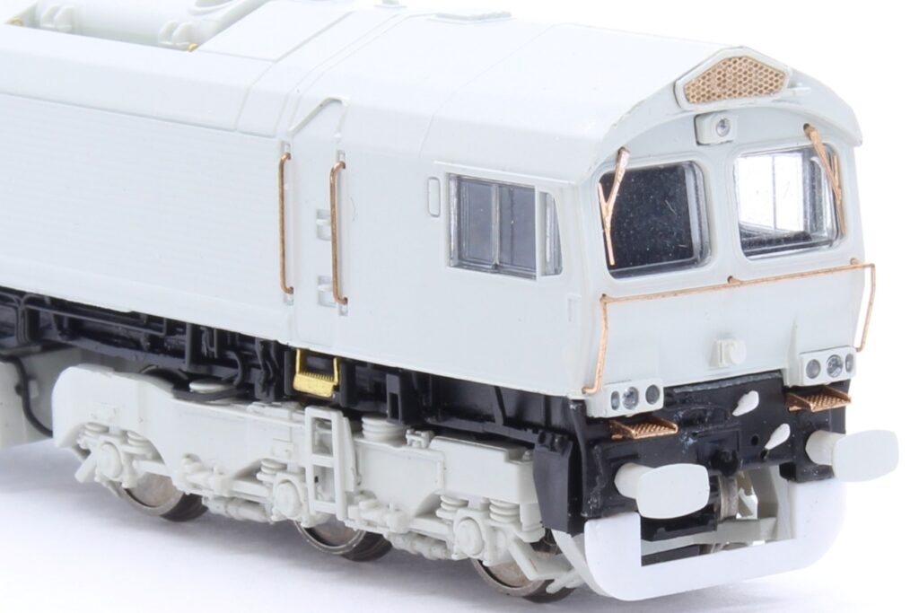 Class 66 66303 DRS Plain Diesel Locomotive - DCC Sound