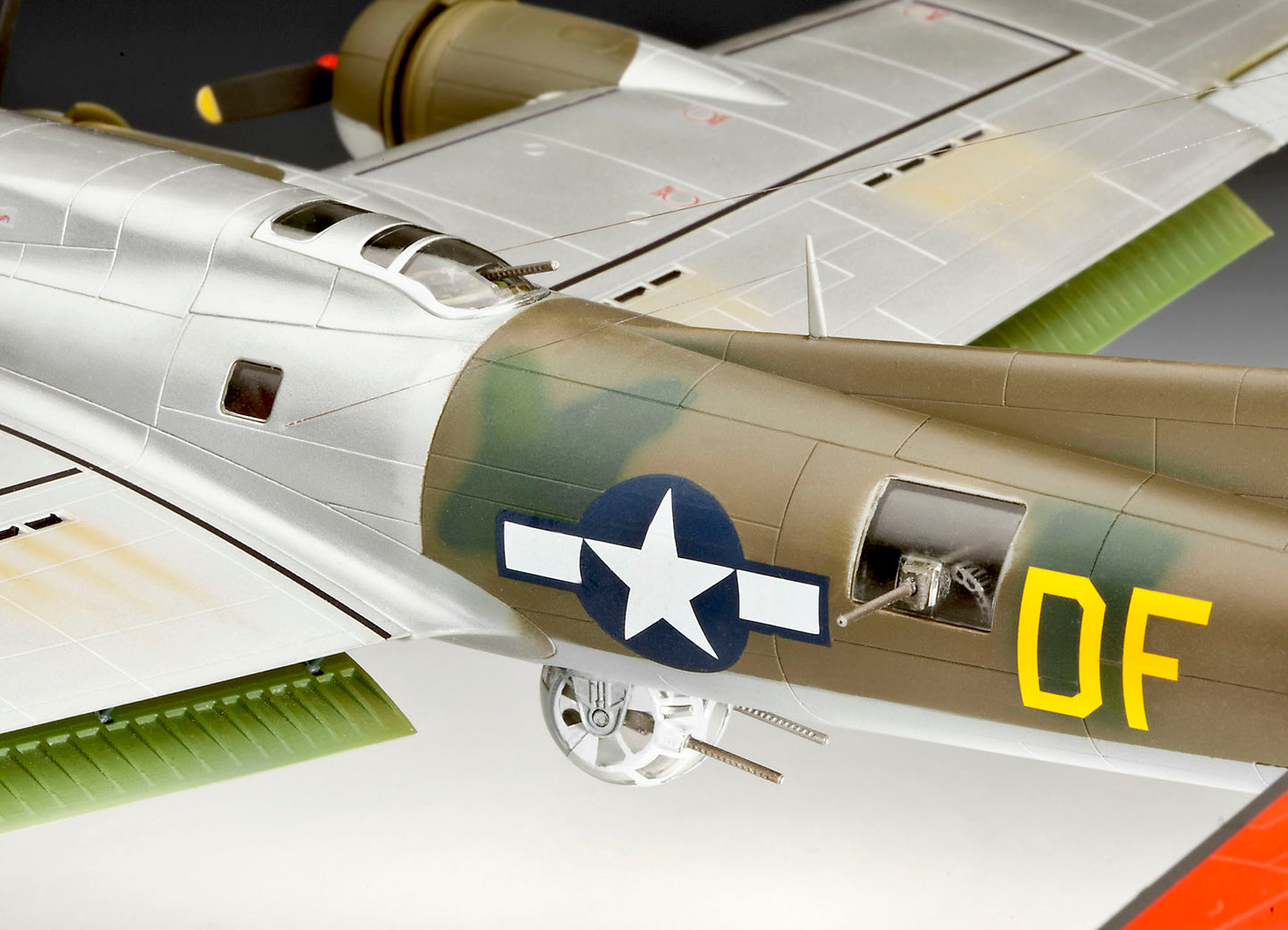 B-17G "Flying Fortress" (1:72 Scale) Model Kit