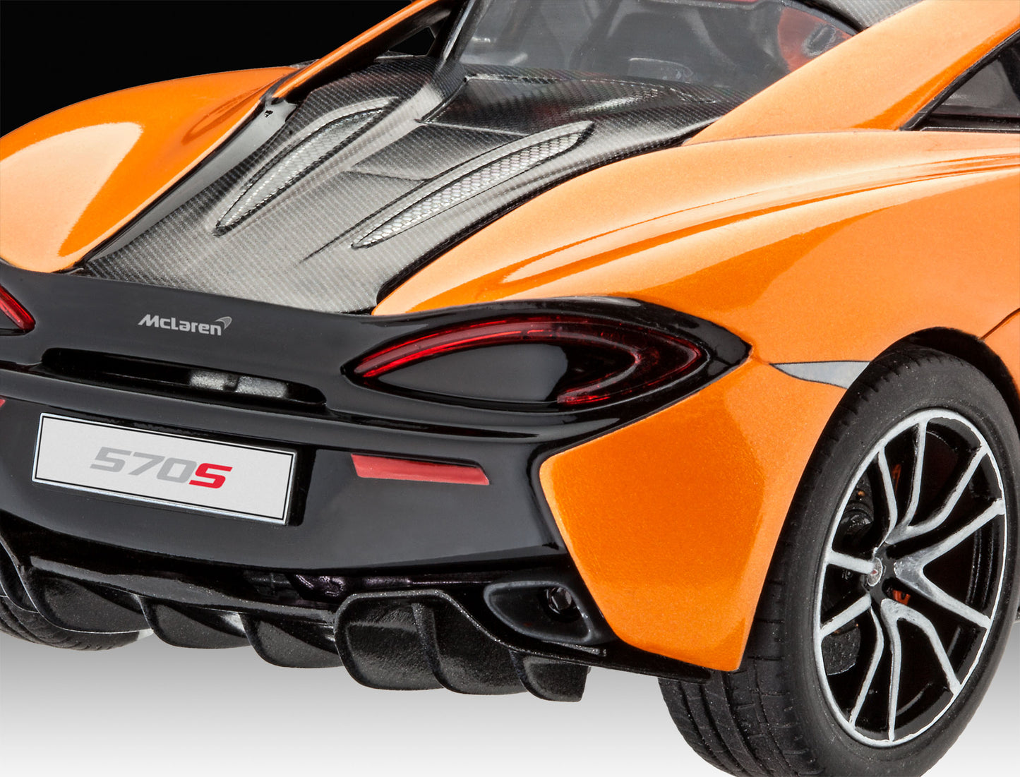 McLaren 570S (1:24 Scale) Model Kit