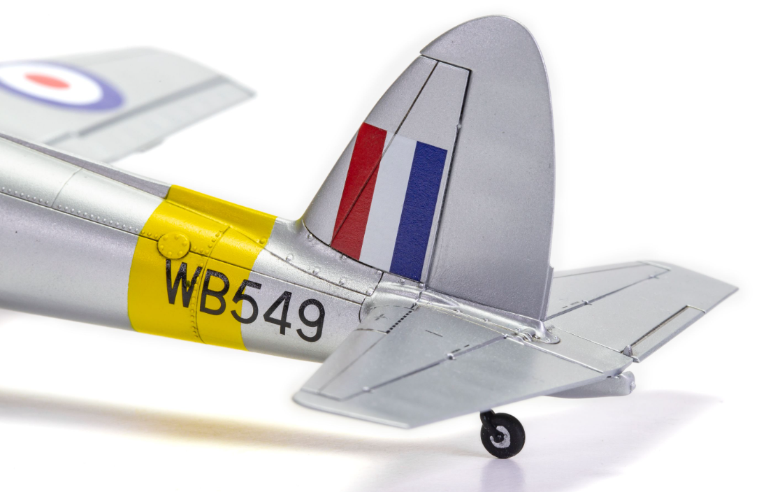 de Havilland Chipmunk T.10 Model Kit