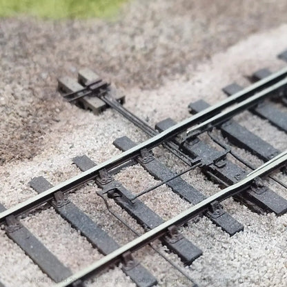 2130-043 O Gauge Lineside Details - BR Mk1 FPL Point Kit (Pre-1973)