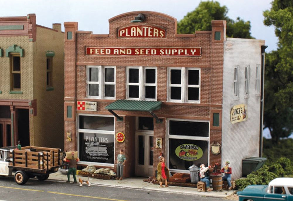 HO Planters Feed & Seed Model Kit