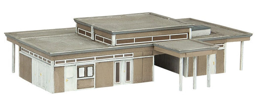 Pre-Owned 42-0013 Post War System-Built Station