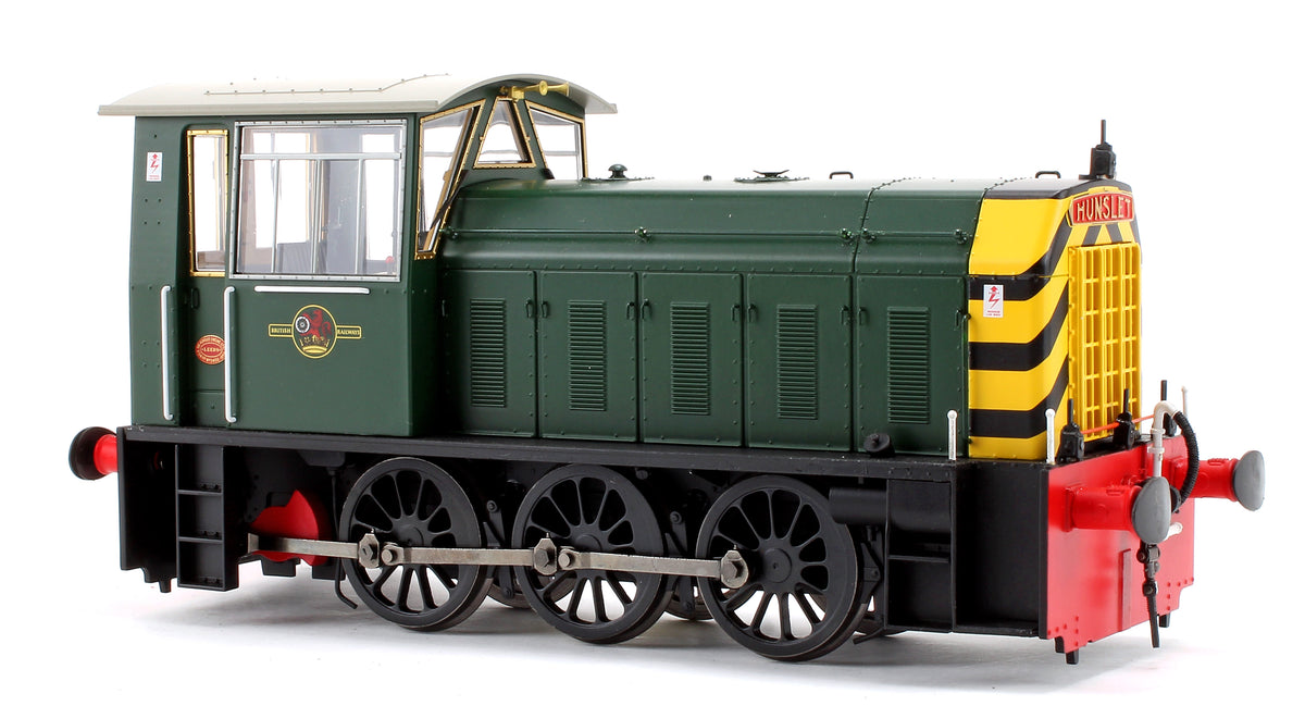 Class 05 BR Green With Wasp Stripes Diesel Locomotive