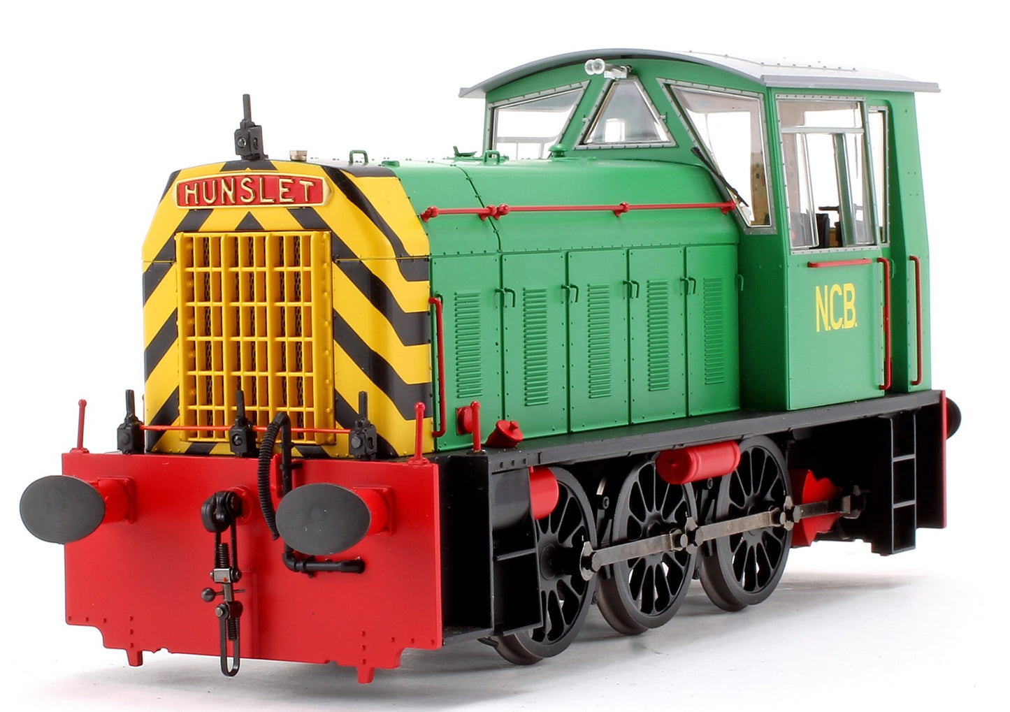 Pre-Owned Class 05 Shunter NCB Green (with Wasp Stripes & Red Detailing) Diesel Locomotive