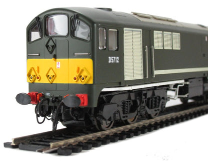 Class 28 Co-Bo BR Green Small Yellow Panels D5703 Diesel Locomotive