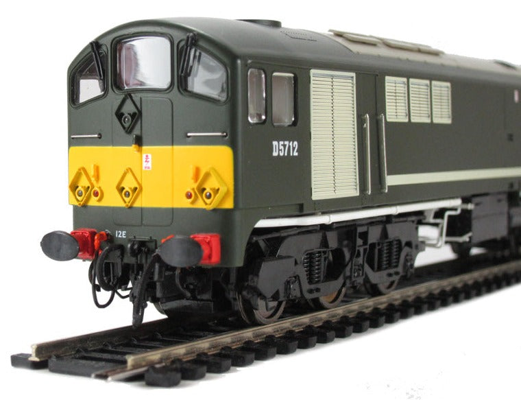 Class 28 Co-Bo BR Green Small Yellow Panels D5703 Diesel Locomotive - DCC Sound