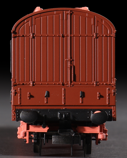 C2024 LMS 42ft GUV Parcels Van BR Gulf Red ADB975241