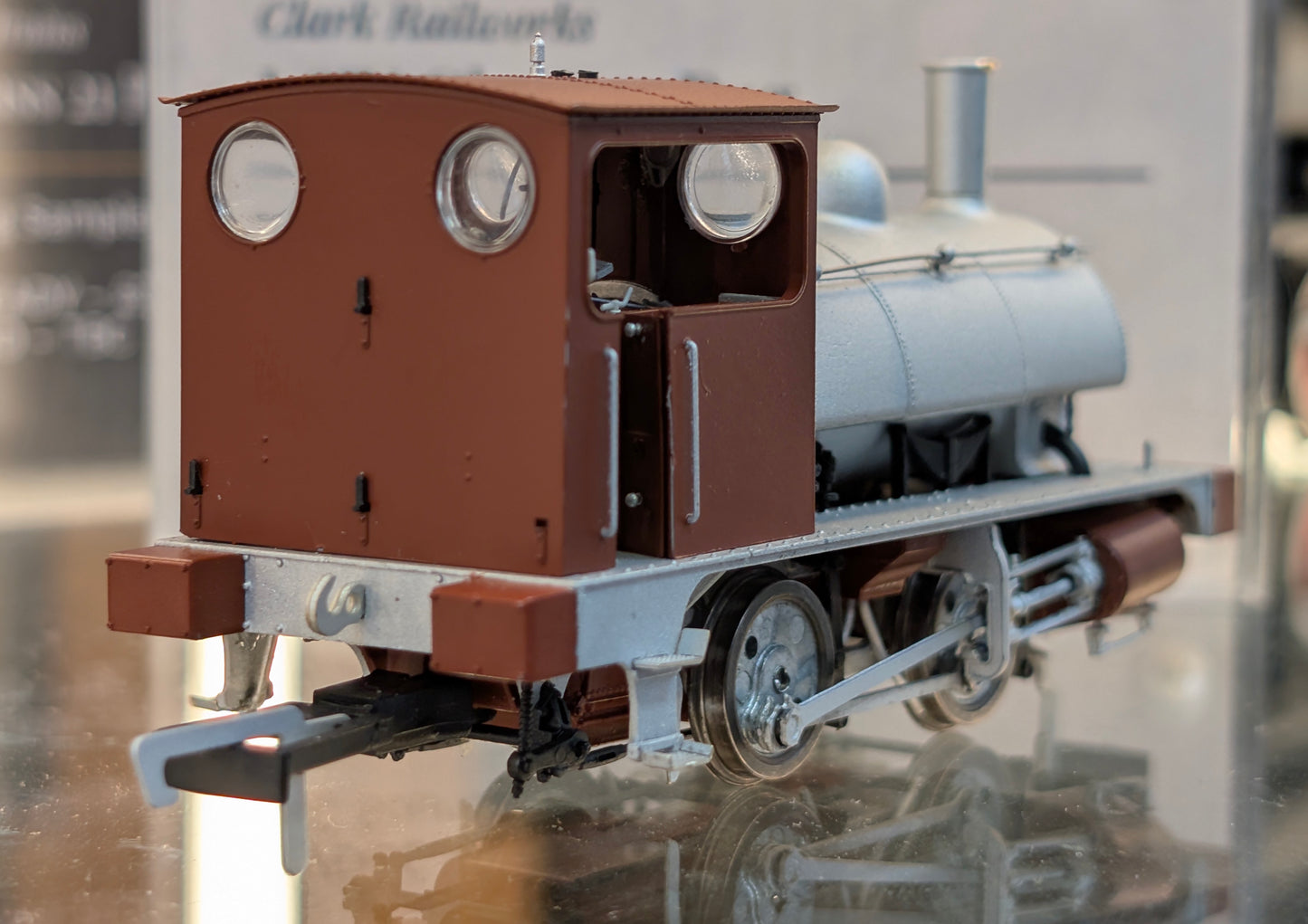 C1021 LYR 'Pug' 0-4-0ST 11247 LMS Lined Black Steam Locomotive