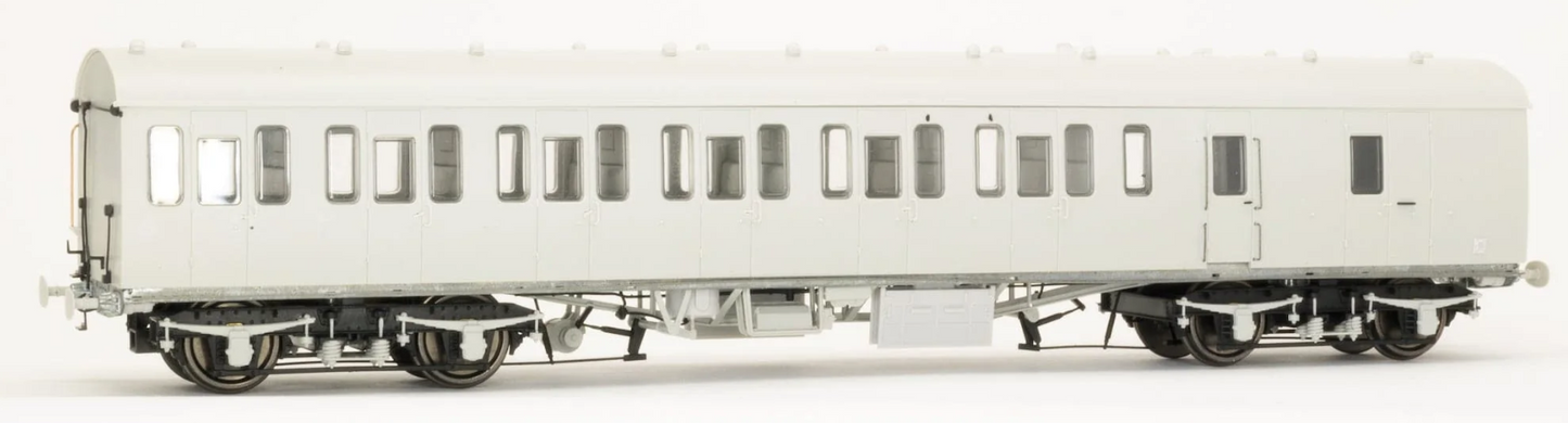 BR Mk1 57' Non-Gangway Coach - BS - Lined Maroon  (Low position) M43235