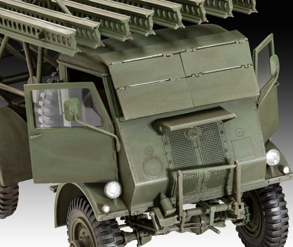 BM-13-16 on W.O.T. 8 chassis Model Kit