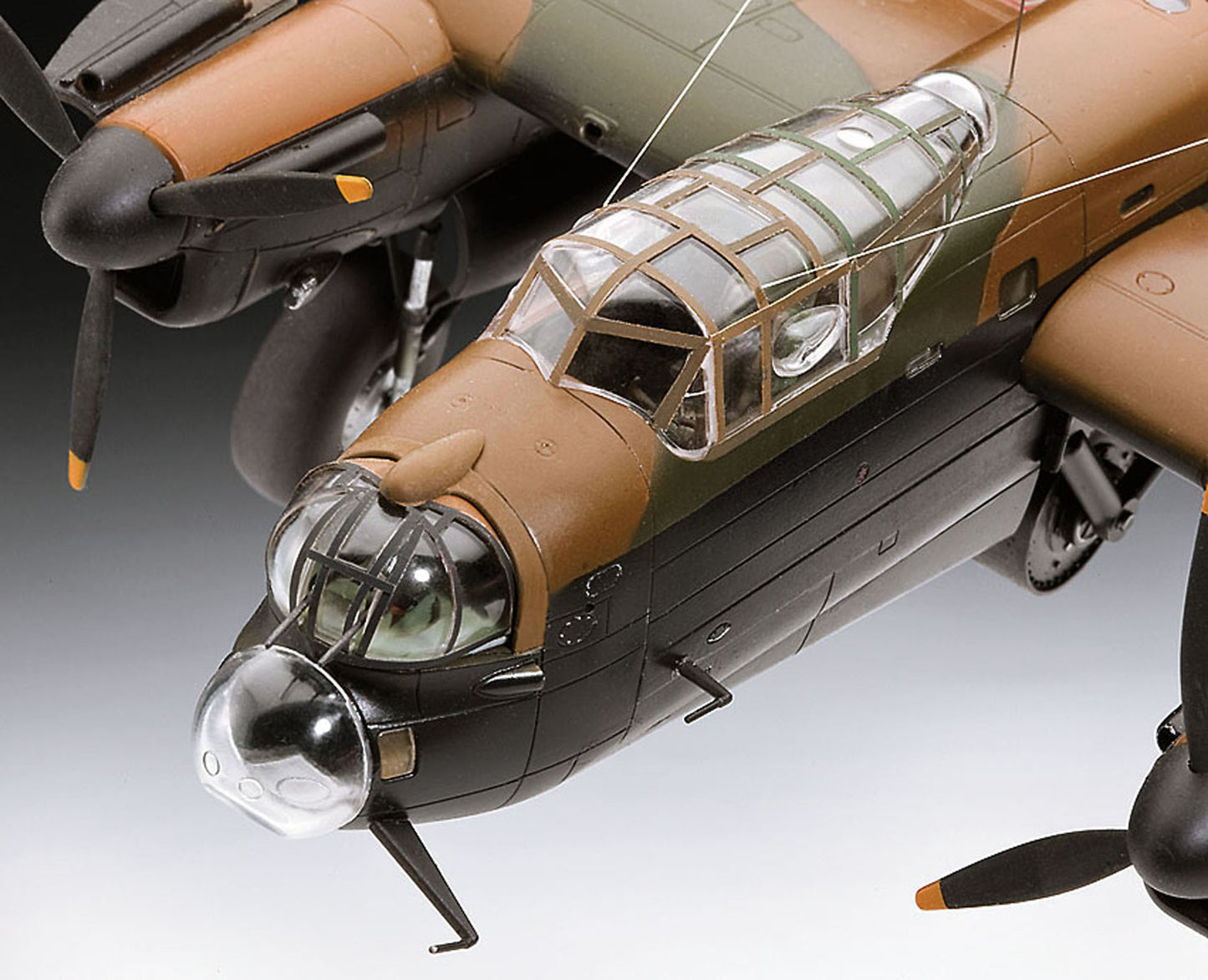 Avro Lancaster (1:72 Scale) Model Kit