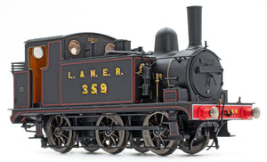 LNER Class J69 'Buckjumper' LNER Lined Black 0-6-0 Tank Locomotive No.359 (7359)