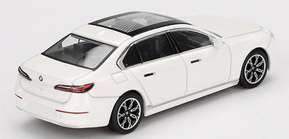 MGT00819-R BMW I7 Xdrive 60 Mineral White (RHD)