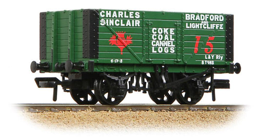 7 Plank Fixed End Wagon 'Charles Sinclair' Green No.15