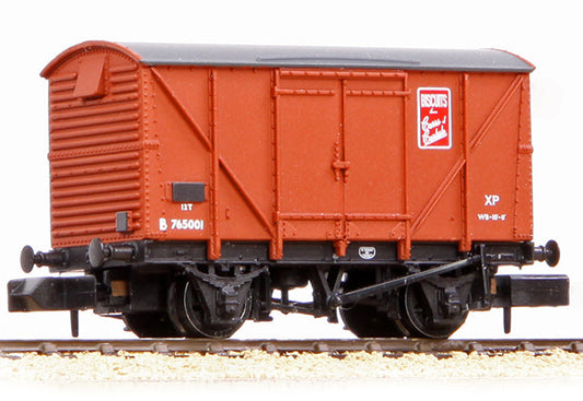 373-753 BR 12T Ventilated Van Plywood Sides BR Bauxite (Early) 'Carrs Biscuits' No.B765001