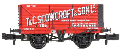 8 Plank Wagon End Door 'T & C. Scowcroft & Son Ltd' Red No.789