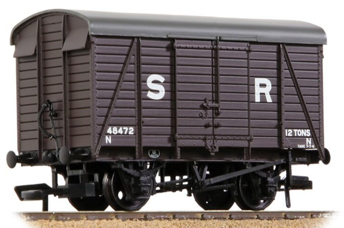 SR 12T Even Planked Ventilated Van SR Brown No.48472