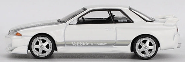 MGT01066-R Nissan Skyline GT-R (R32) VeilSide Combat C-I White (RHD)