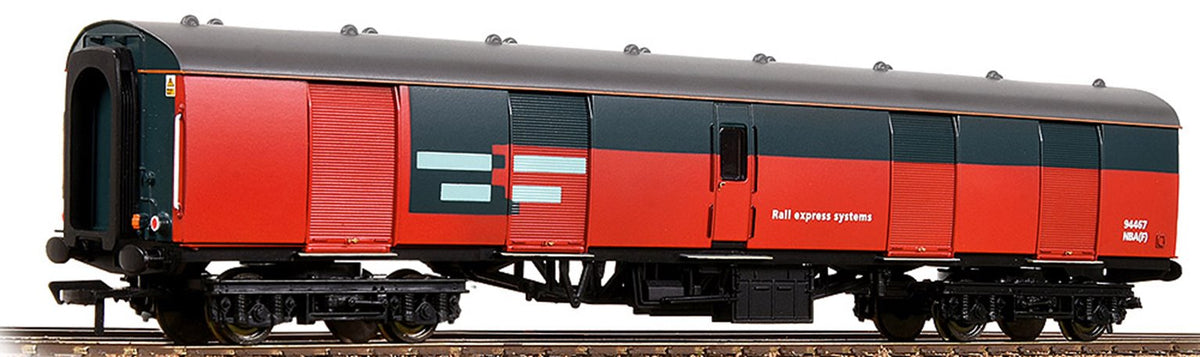 Pre-Owned BR Mk1 BG Brake Gangwayed High Security Rail Express Systems 94457