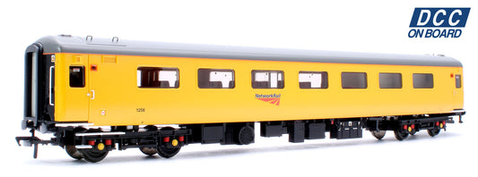 BR Mk2F ex-RFB Staff Coach Network Rail Yellow No.1256 - DCC Fitted