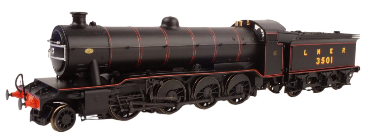 Class O2/2 'Tango' LNER black No. 3501 with low running plate, GN cab and tender