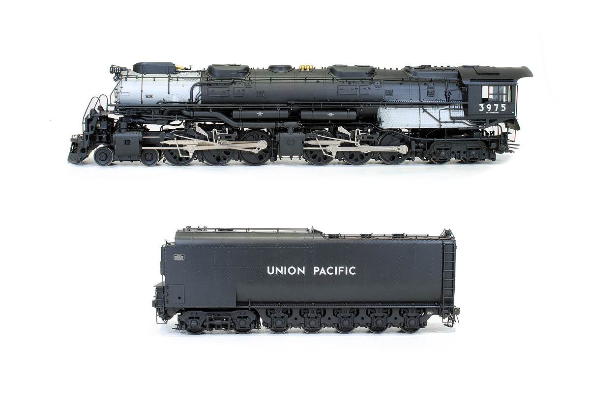 Pre-Owned Union Pacific Challenger - Road #3975 Steam Locomotive - - DCC Sound