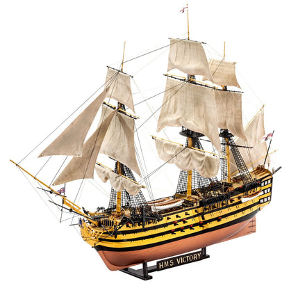 HMS Victory Battle Of Trafalgar Gift Set (1:225 Scale) Model Kit