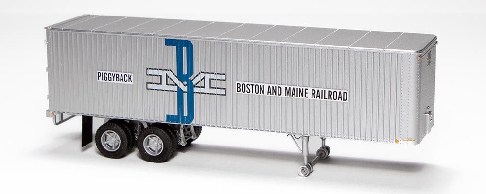 HO 35' Fruehauf Integral-Post Volume Van - Boston & Maine - Trailer #1