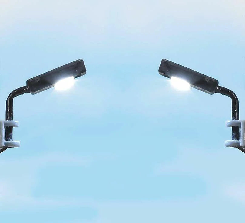 BUS4152 2 Industrial Lamp Heads