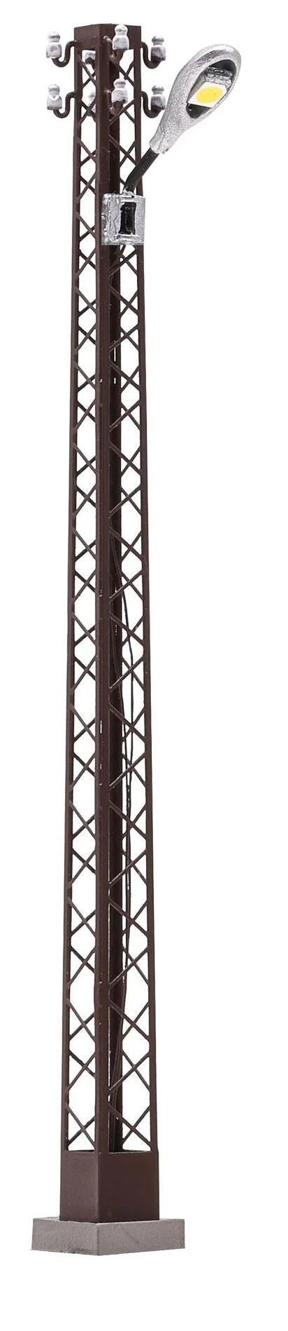 BUS4183  Rusty lattice mast lamp