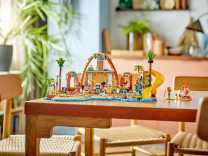 42673 Lego Friends Family Vacation Beach Resort - 42673