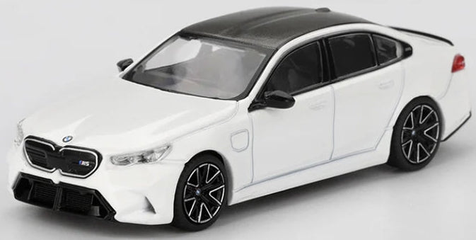 MGT01092-R BMW M5 Alpine White (RHD)