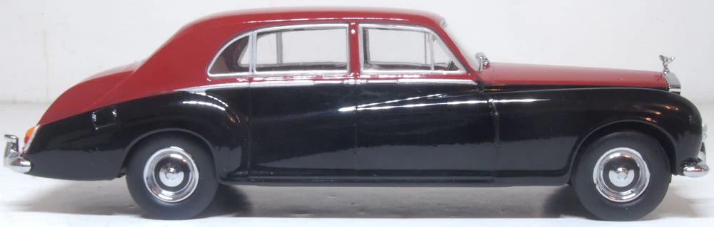 43RRP5004 Rolls Royce Phantom V James Young Claret/Black