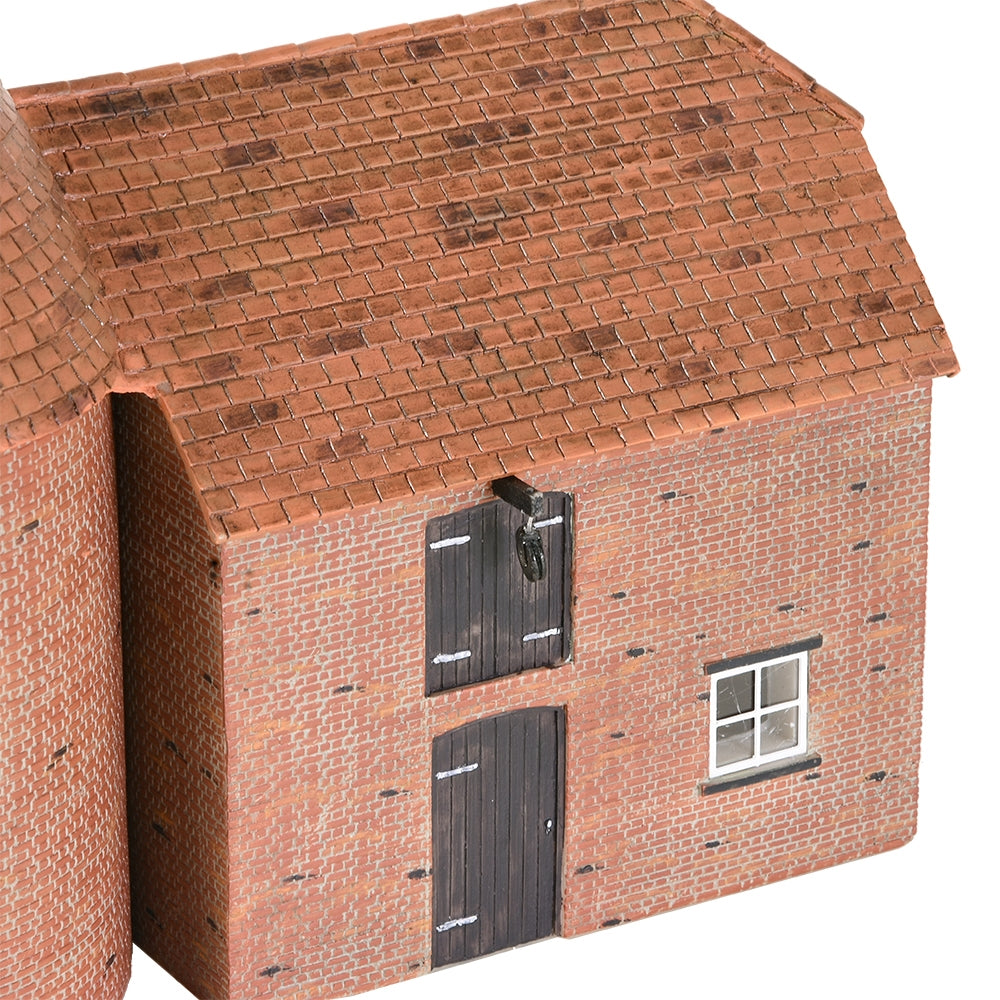 Pre-Owned 44-0146 Oast House
